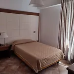 فندق Royal 4*
