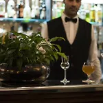 Royal كوزنسا