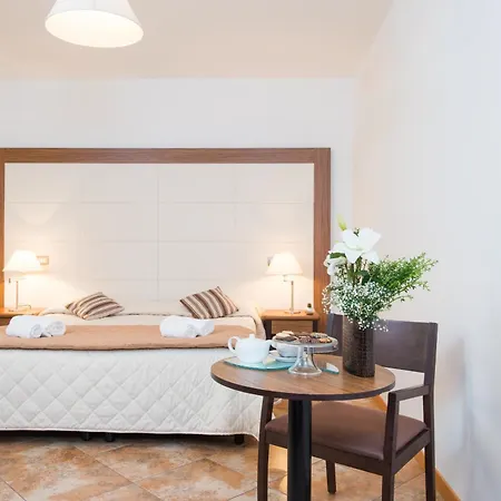 Royal Hotel 4*