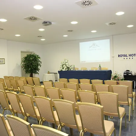 Hotel Royal 4*