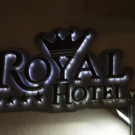 Royal 4* Cosenza