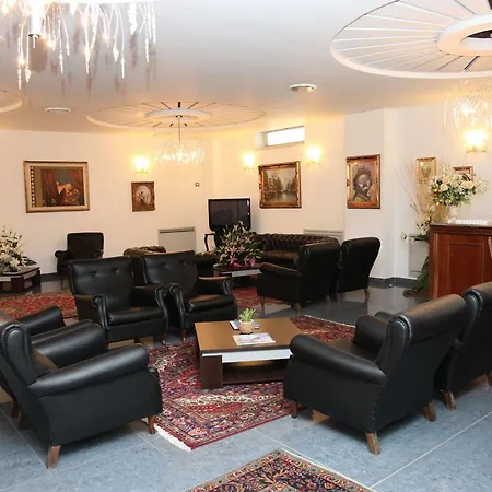 Hotel Royal 4*